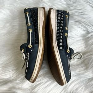 Navy leather lattice open side sperry size 8